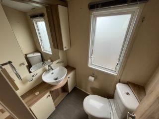 2013 BK Grosvenor Ensuite