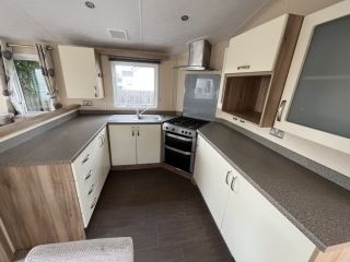 2013 BK Grosvenor Kitchen