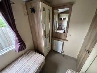 2013 BK Grosvenor Twin Bed 2