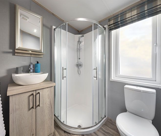 2025 Love Whinfell Lodge en-suite