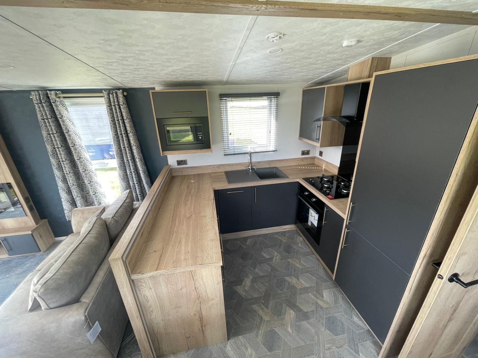 Beverley Norwood 38 Kitchen