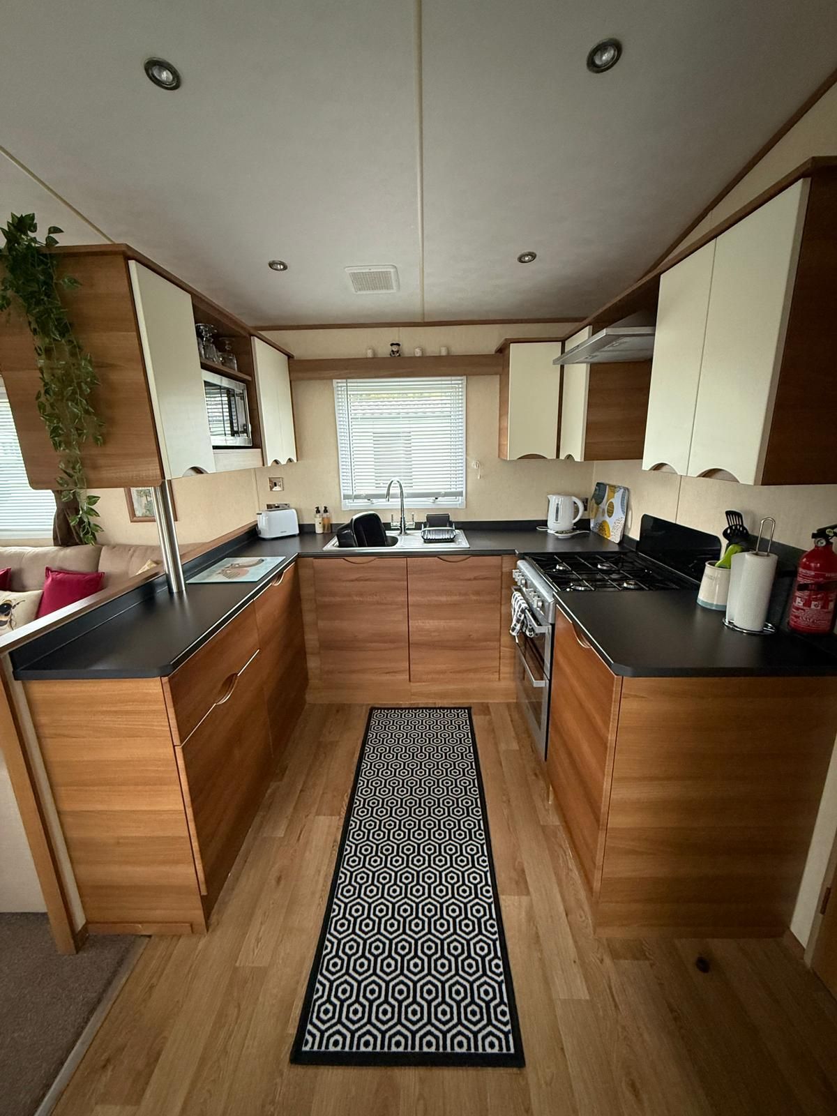 2012 ABI St David Kitchen 1