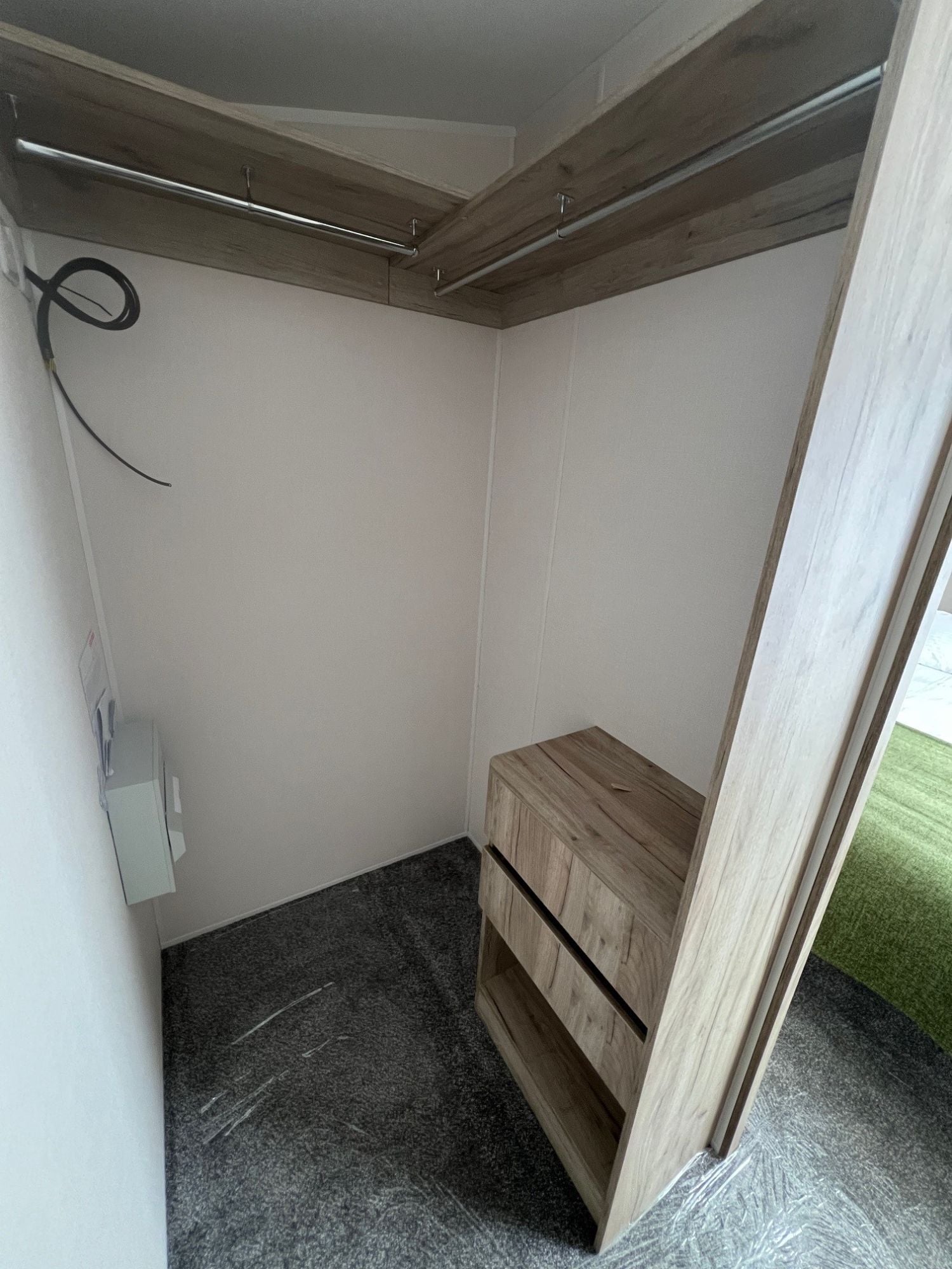 2026 Willerby Hanwood Main Bed Walk in Wardrobe.