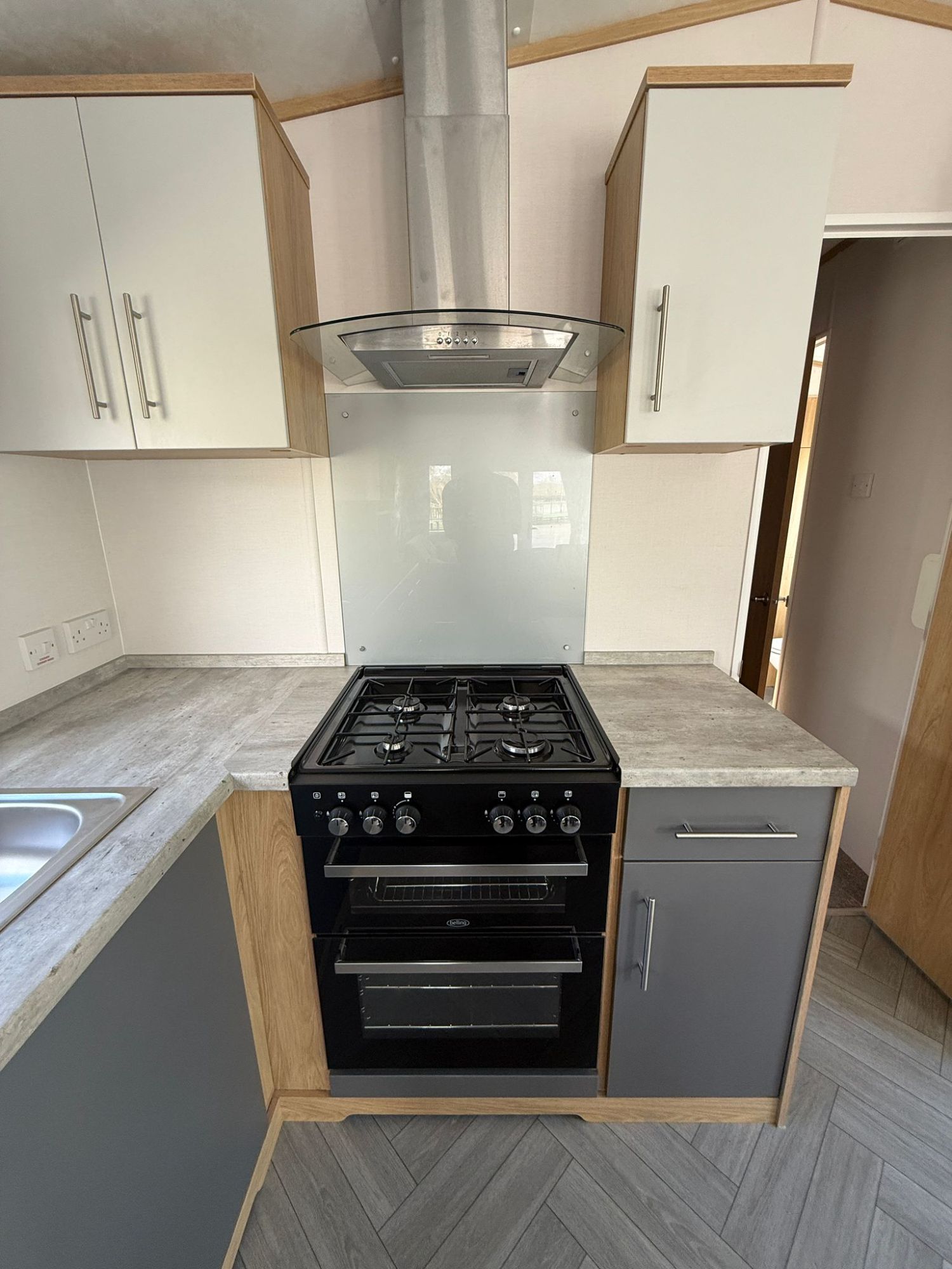 2021 Carnby Silverdale Oven