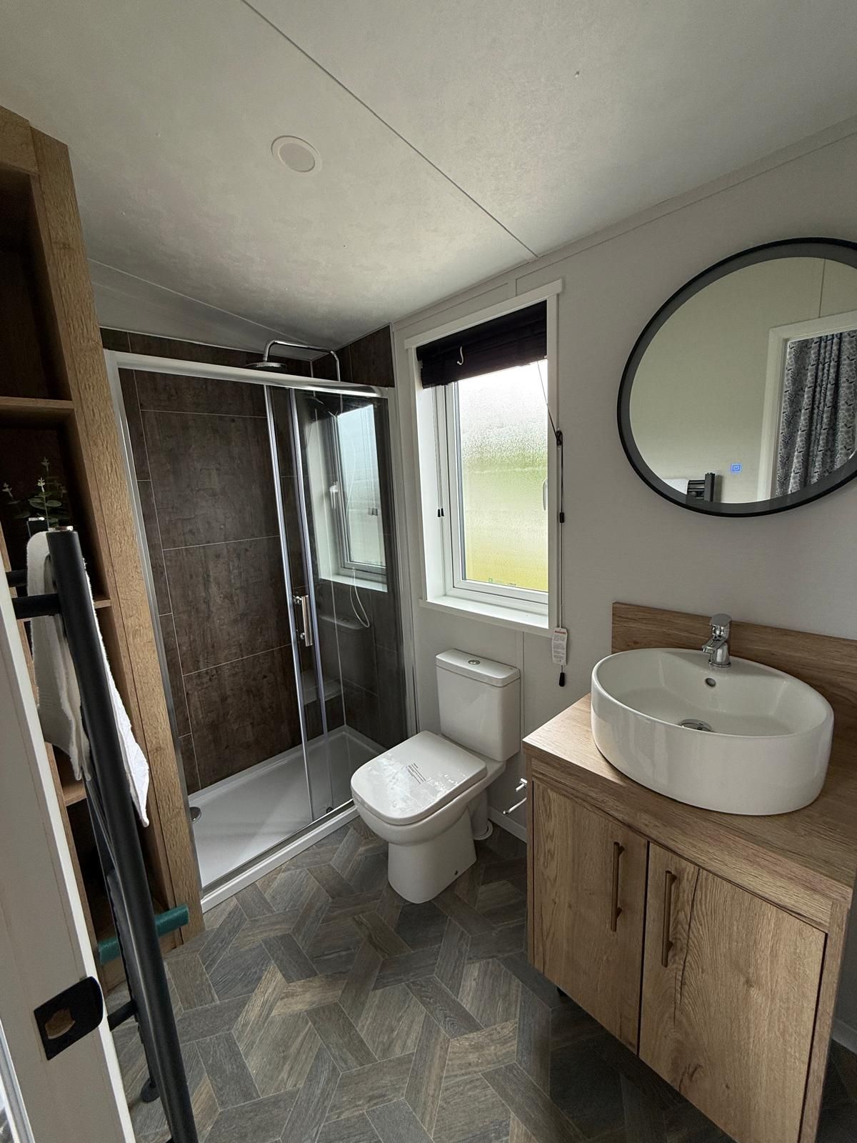 2026 Norwood CL Main Bed ensuite