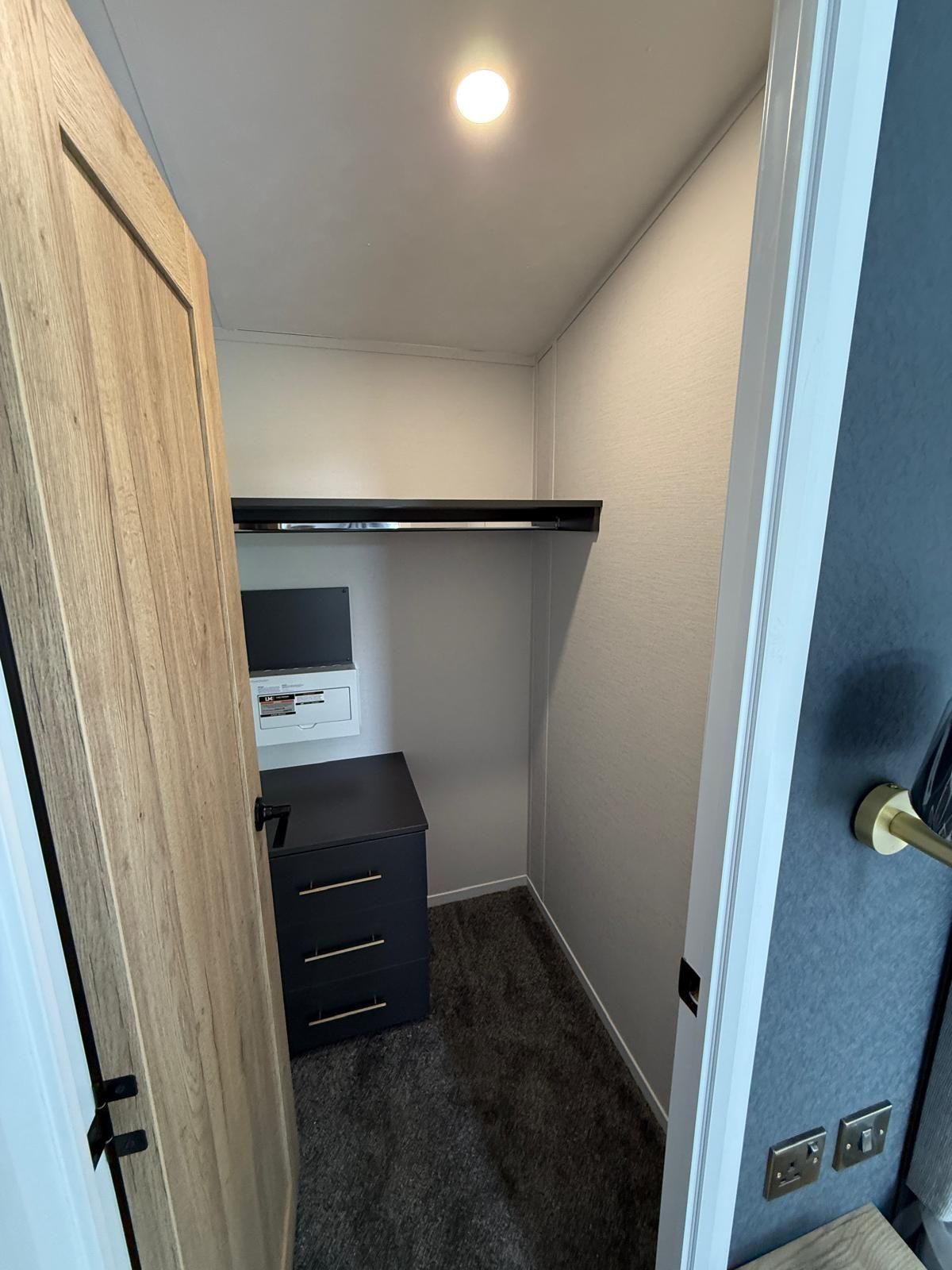 2026 Norwood CL Main Bed Walk in Wardrobe