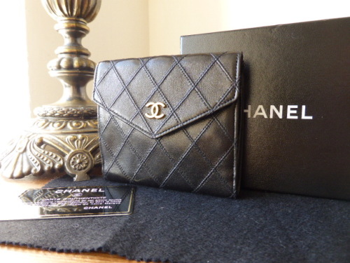 Chanel Diamond Stitched Bifold Wallet in Black Glazed Calfskin Leather