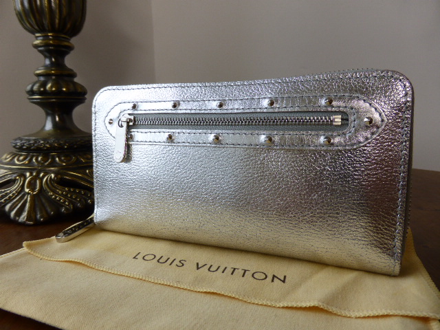 Louis Vuitton Zippy Wallet in Suhali Metallic Silver - SOLD