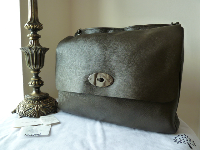 Mulberry East West Messenger in Khaki Pebbled Leather - SOLD