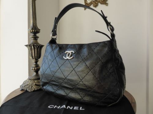 chanel hobo bucket bag