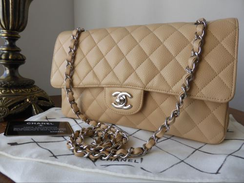 chanel classic flap bag caviar medium beige