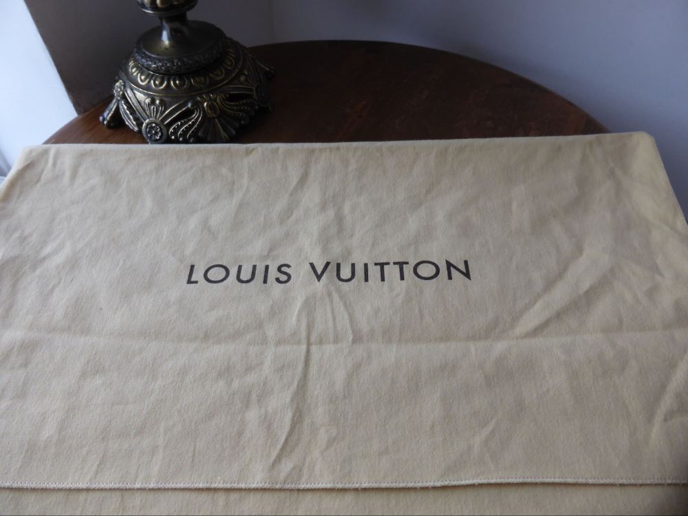 Louis Vuitton Dustbag (56cm x 40cm) ref 3 - SOLD
