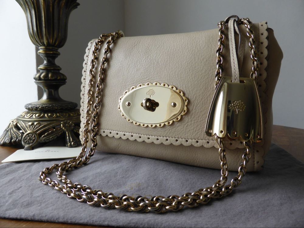 Mulberry Cookie Lily in Pebbled Beige Soft Matte Leather - SOLD