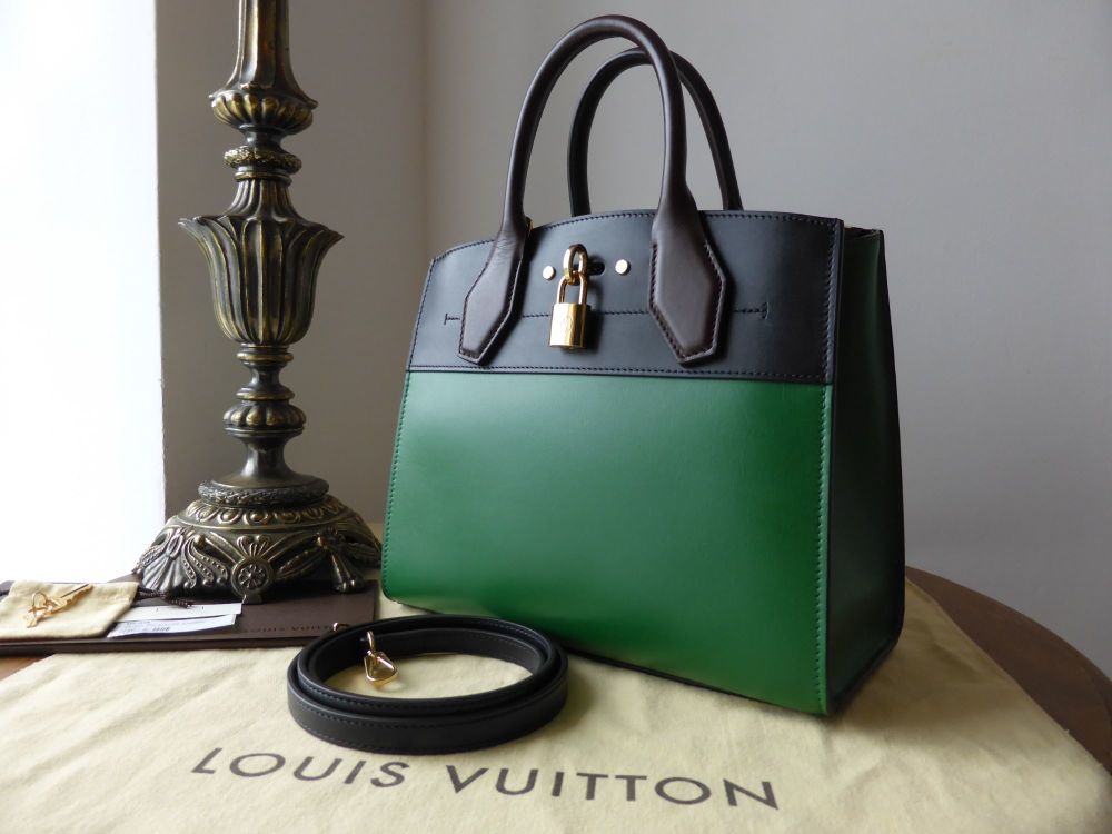 Louis Vuitton City Steamer Size PM Gold/Noir Leather
