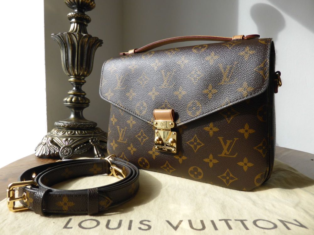 Louis Vuitton Monogram Canvas Pochette Metis Bag Louis Vuitton