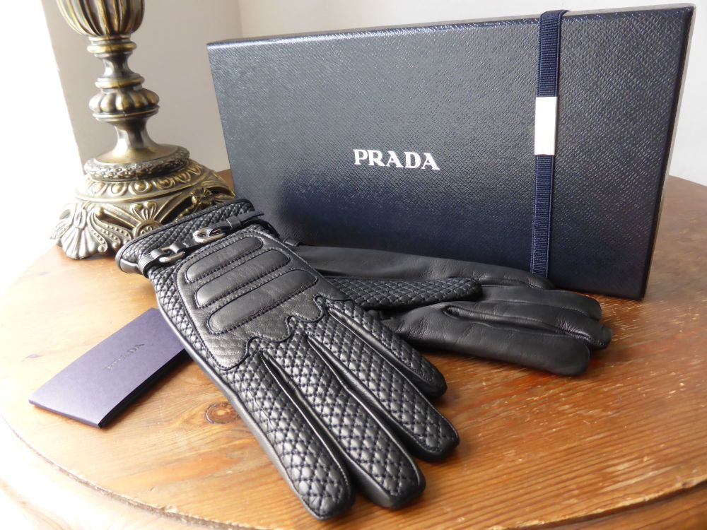 Prada Gloves in Black Quilted Lambskin and Cashmere - SOLD