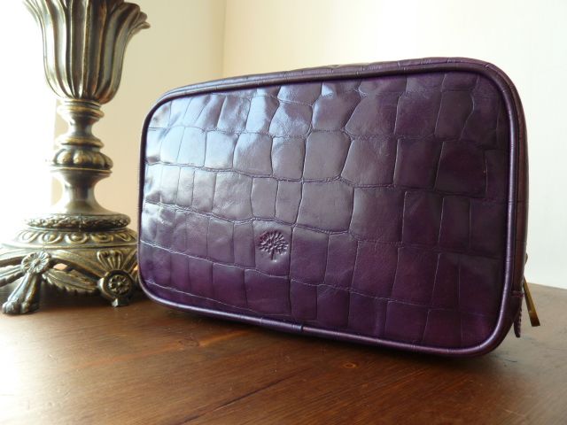 Mulberry Washbag in Violet Congo Leather 