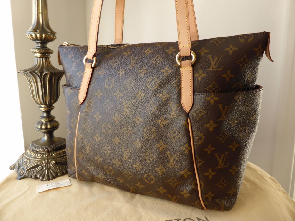 Louis Vuitton, Bags, Authentic Louis Vuitton Monogram Totally Mm