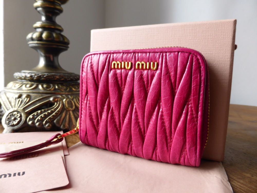 Miu Miu Compact Zip Around Coin Purse Card Wallet in Fuschia Matelasse Lux 