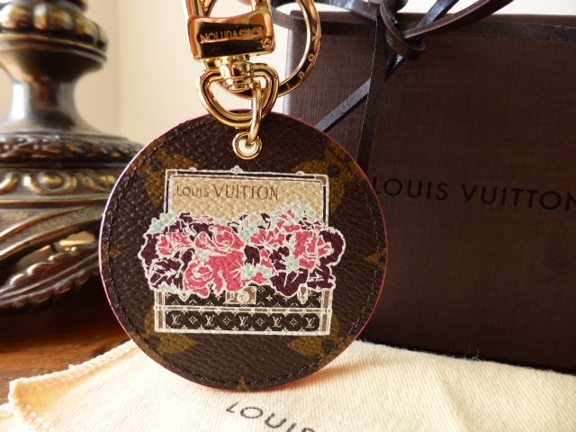 LOUIS VUITTON Key ring holder chain Bag charm AUTH Porto Cre Pampille Black  F/S