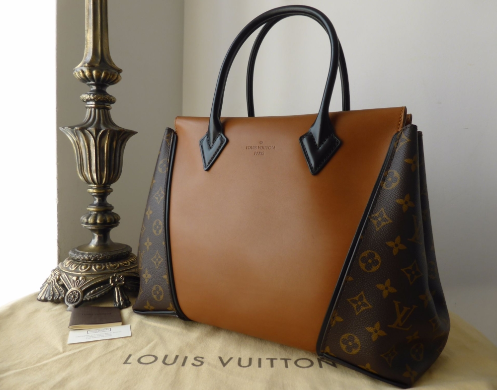 Louis Vuitton W in Noisette Cuir Orfevre - SOLD