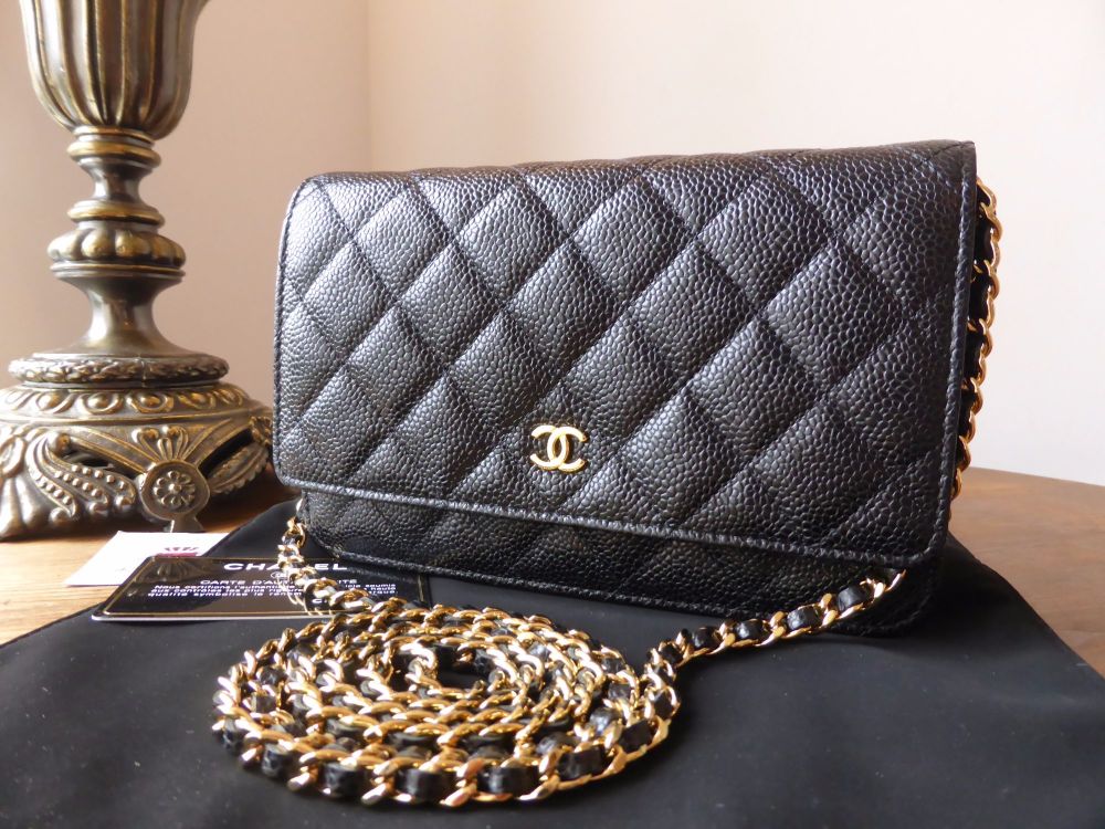 CHANEL Wallet on Chain (WOC) 2021 in black caviar with gold hardware,  review of the new improvements 