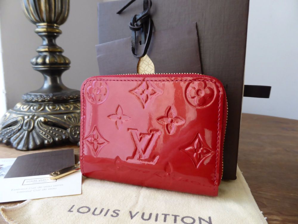 Louis Vuitton Zippy Coin Purse in Pomme D’Amour Vernis