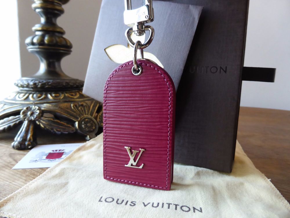 Leather key ring Louis Vuitton White in Leather - 34308282