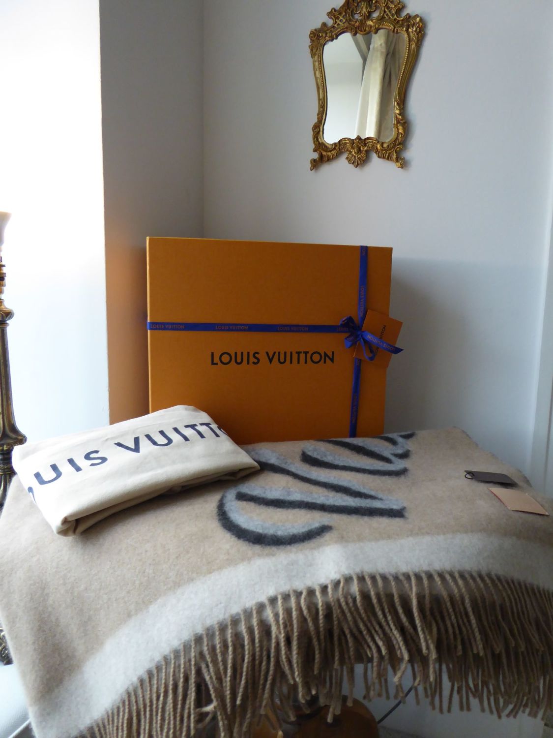LOUIS VUITTON Blanket Interior Auth Made in UK Wool Cashmere MP2260 from JP  Rare
