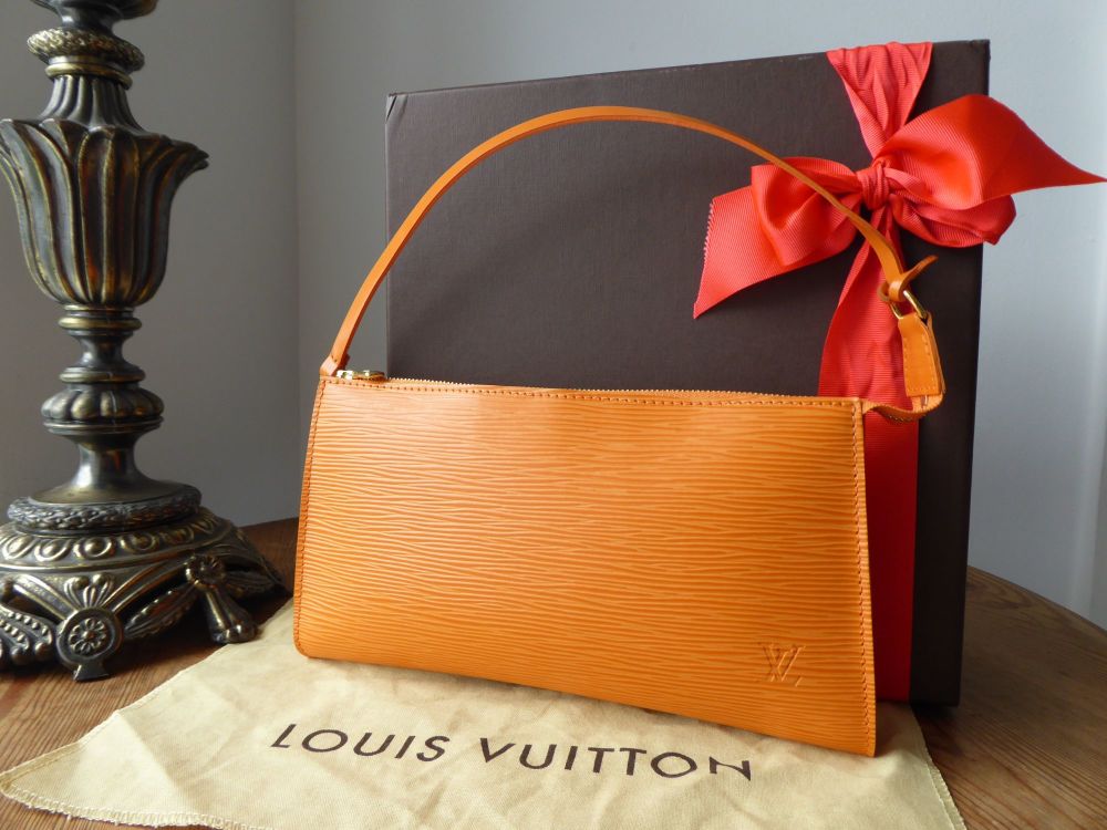 Louis Vuitton Pochette Accessoires in Epi Mandarin - SOLD