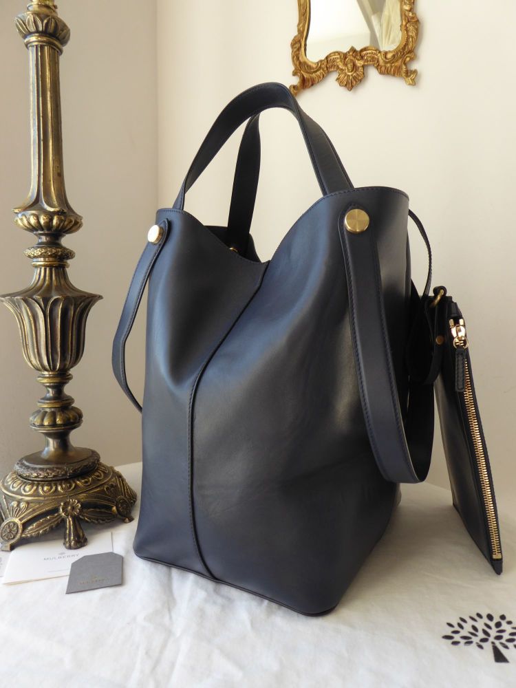 Mulberry Large Kite Tote and Zip Pouch in Midnight Blue Flat Calf ...