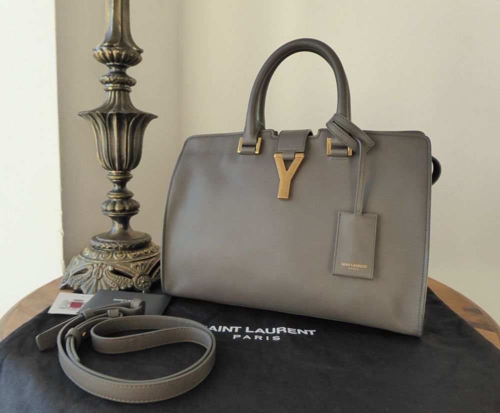 Soshified Styling Review: Yves Saint Laurent Cabas Chyc Tote Bag