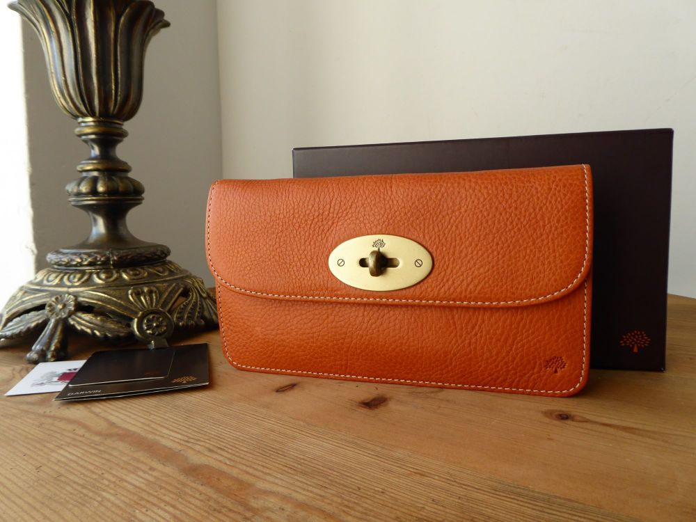 Mulberry Classic Postmans Lock Long Locked Continental Flap Purse in Ginger