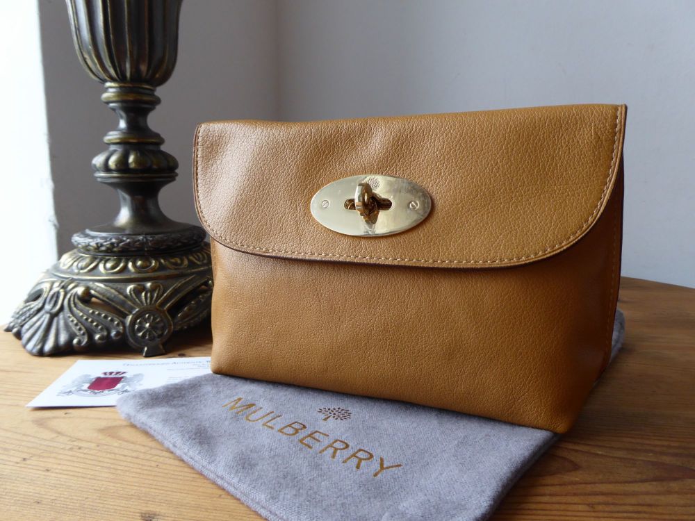 Mulberry Postmans Locked Cosmetic Pouch in Fudge Glossy Buffalo Leather