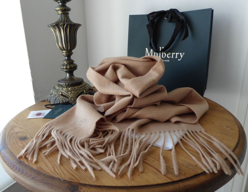 Mulberry Traditional Fringed Rectangular Winter Scarf in Camel 100% Cashmer