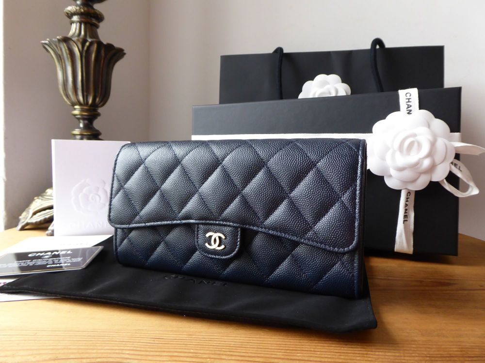 Chanel Classic Continental Flap Purse Wallet in Navy Marine Blue Caviar -  SOLD