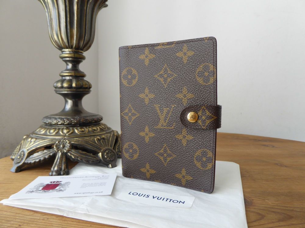 Shop Louis Vuitton MONOGRAM Medium Ring Agenda Cover (R20222, R20202,  R20242, R20240, R20105) by puddingxxx