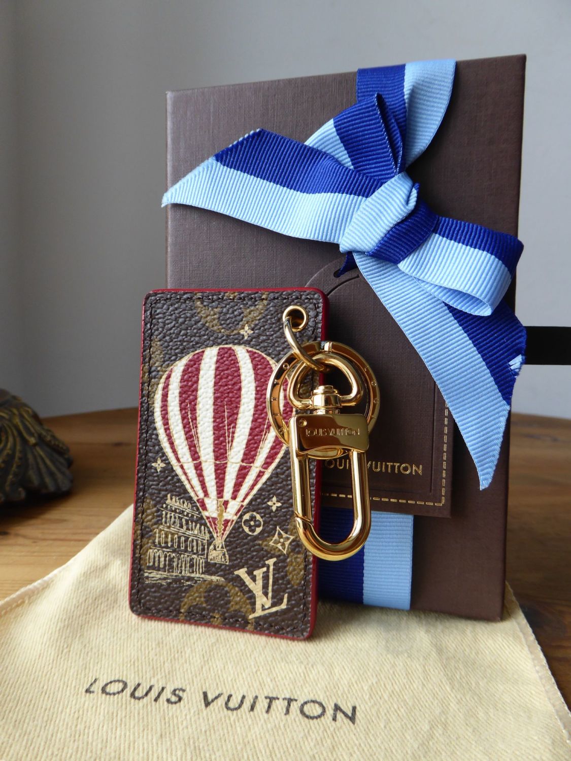 Louis Vuitton Illustré Air Balloon Monogram Keychain Bag Charm Key Ring -  SOLD