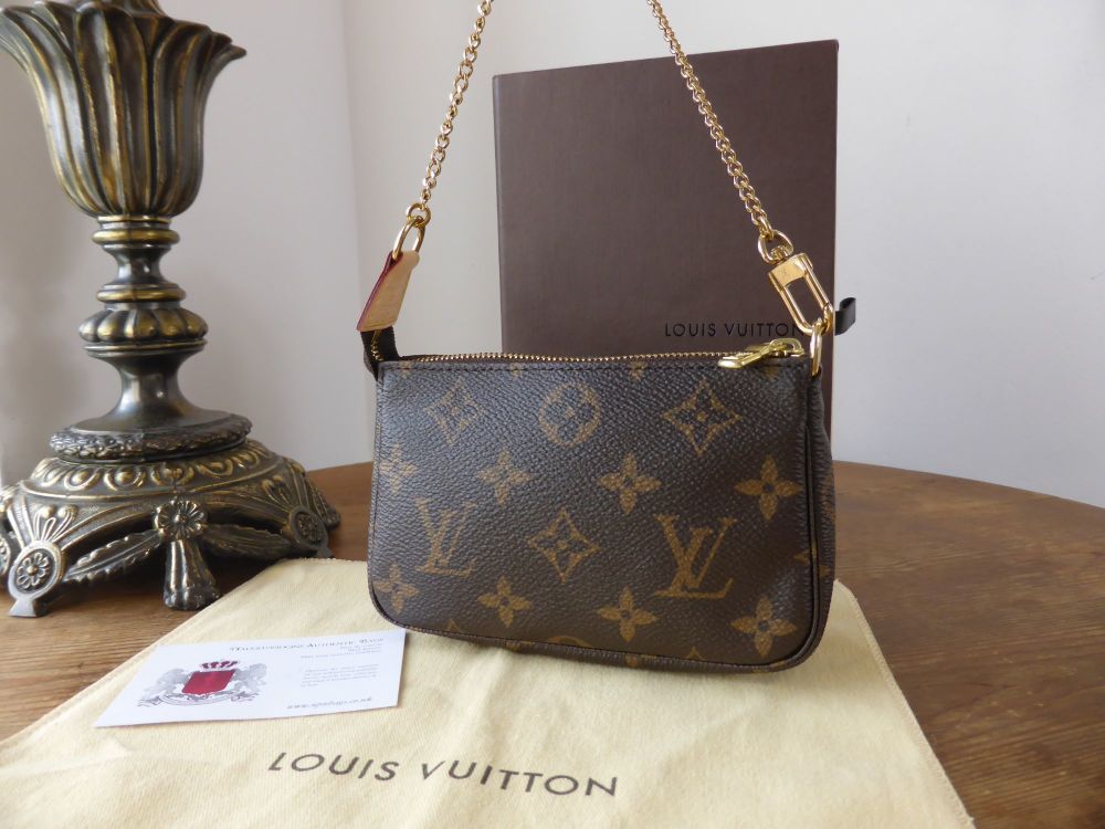 Comparing Louis Vuitton MINI POCHETTE ACCESSOIRES Curb Chain 