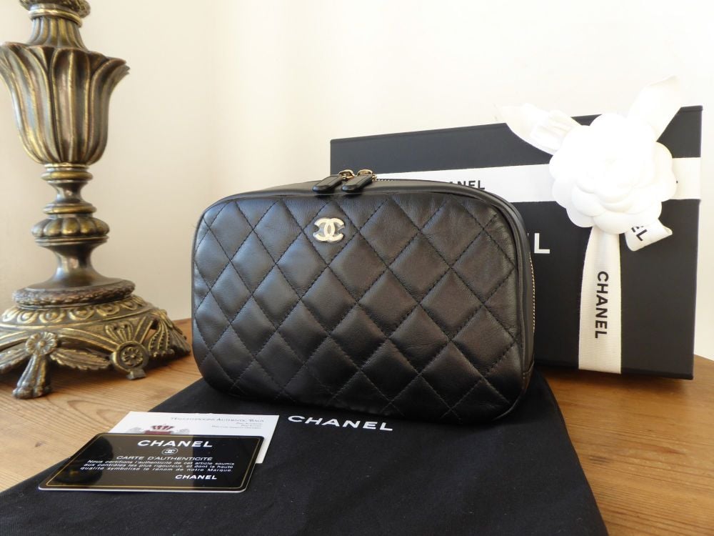 Chanel Black Limited Edition Cosmetic Pouch Toiletry Case Clutch ref.303348  - Joli Closet