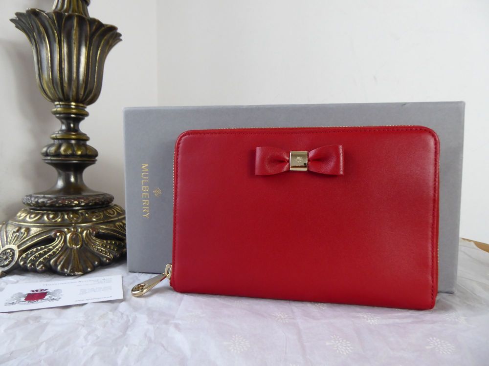 Mulberry Bow Zip Around Travel Wallet in Poppy Red Silky Calf Nappa - New