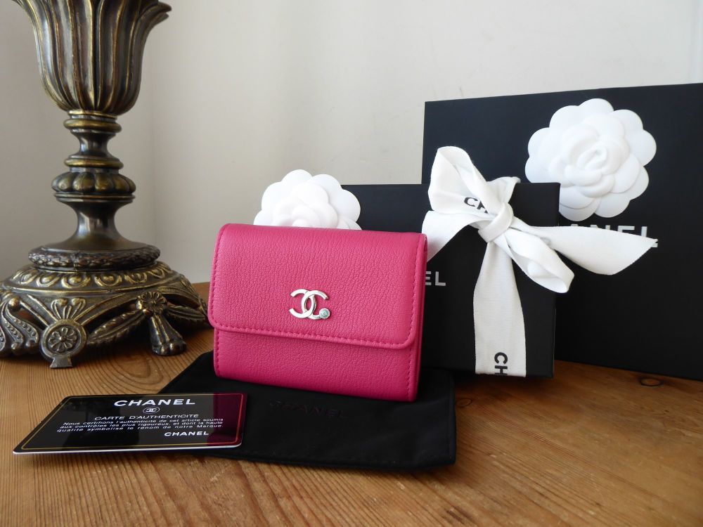 Chanel Coin Card Purse Wallet in Fushia Calfskin with  Shiny Silver Hardware & Turquoise Feature CC - SOLD