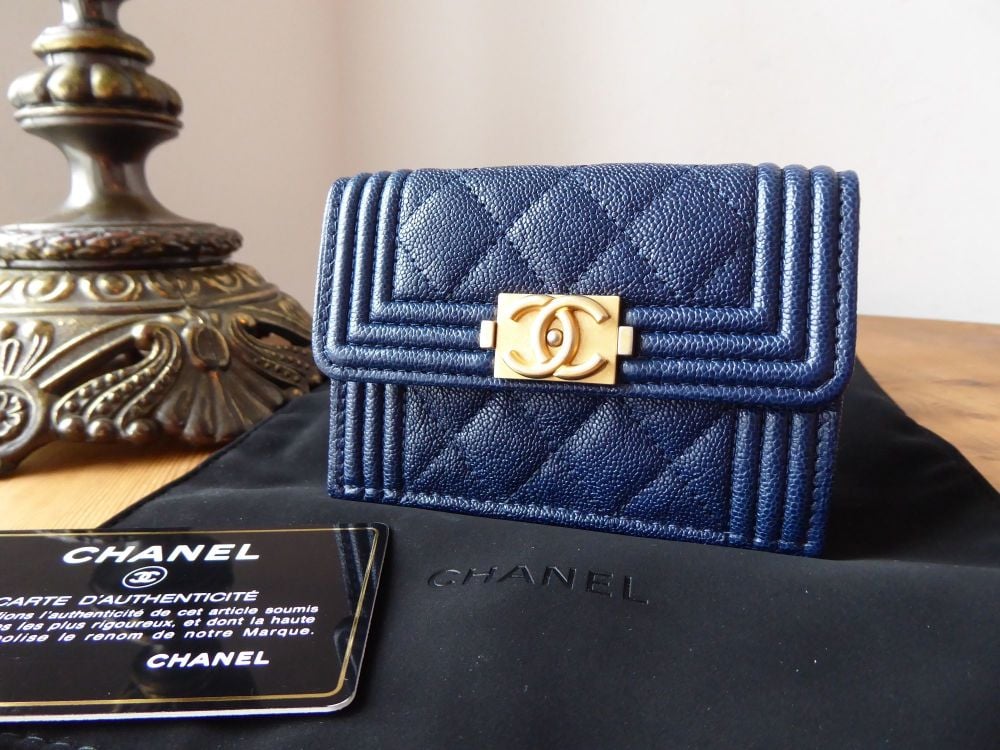 Chanel Boy Small Flap Wallet in Navy Blue Grained Calfskin - SOLD