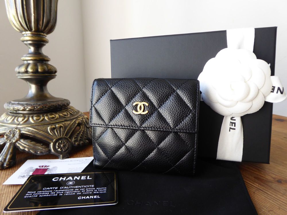 Chanel Classic Bifold Wallet in Quilted Black Caviar with Gold Hardware ...