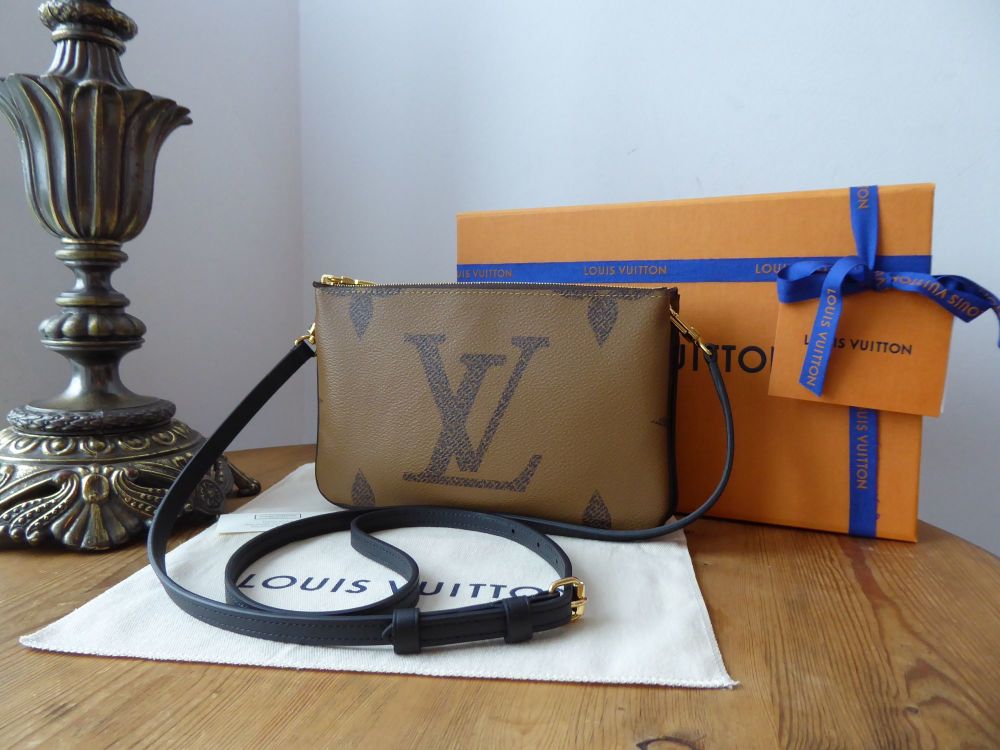 Louis Vuitton Double Zip Pochette in Giant Reverse Monogram Canvas Noir