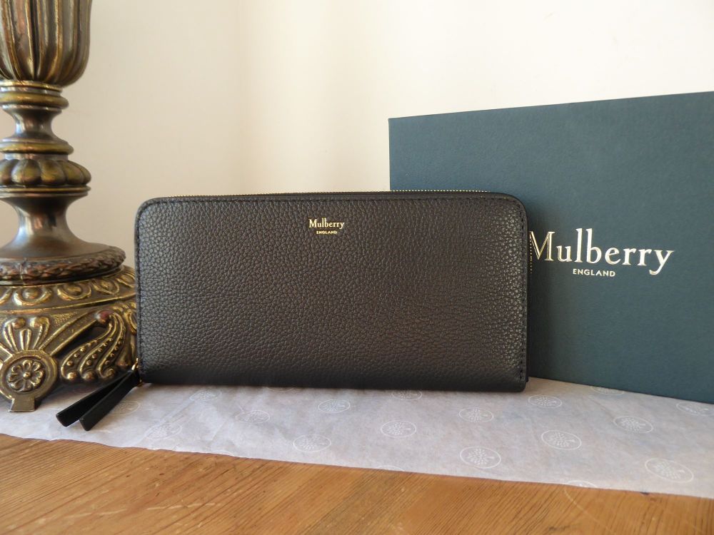 Mulberry 8 Card Zip Around Continental Wallet Purse in Black Small Classic Grain - SOLD