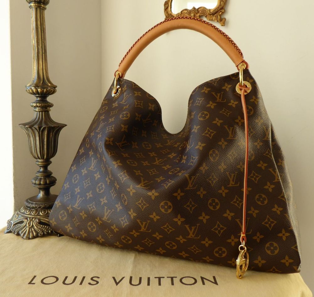 Louis Vuitton GM (large) Artsy Hobo bag