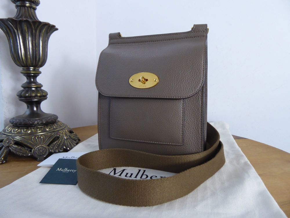 Mulberry Small Antony Messenger in Clay Small Classic Grain 