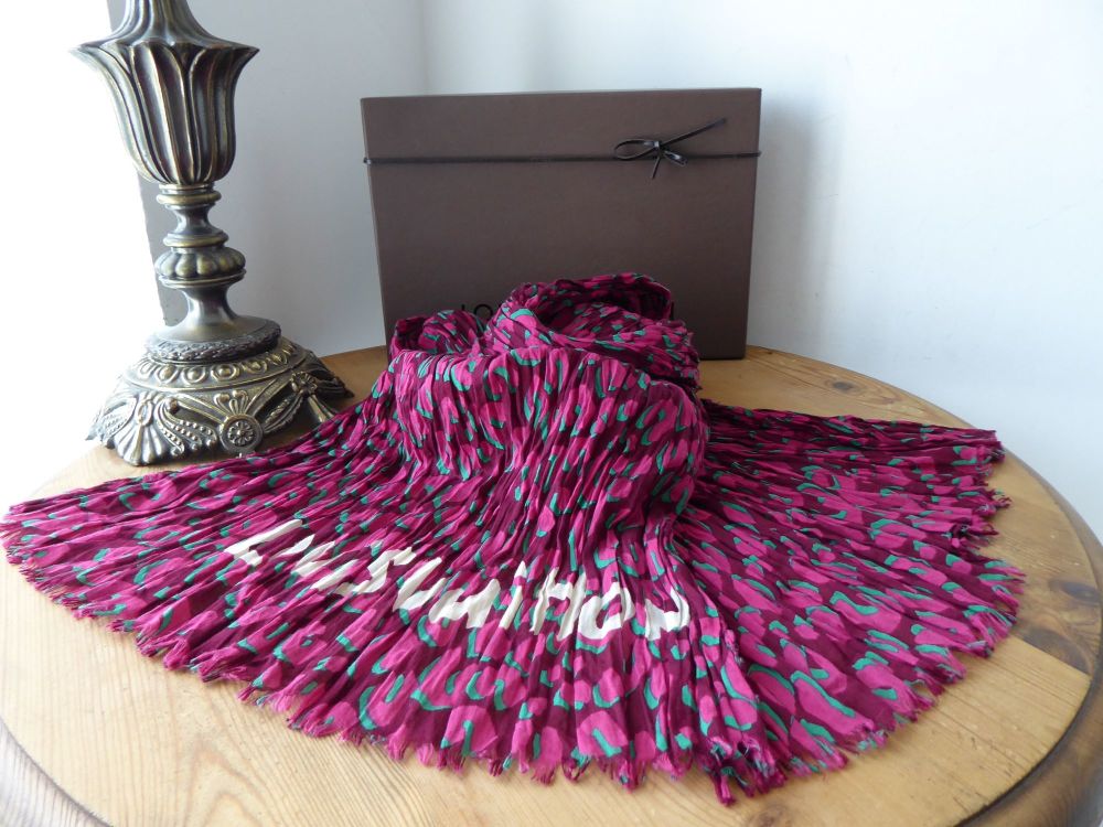 Louis Vuitton Blue and Pink Graffiti Leopard Stephen Sprouse Scarf