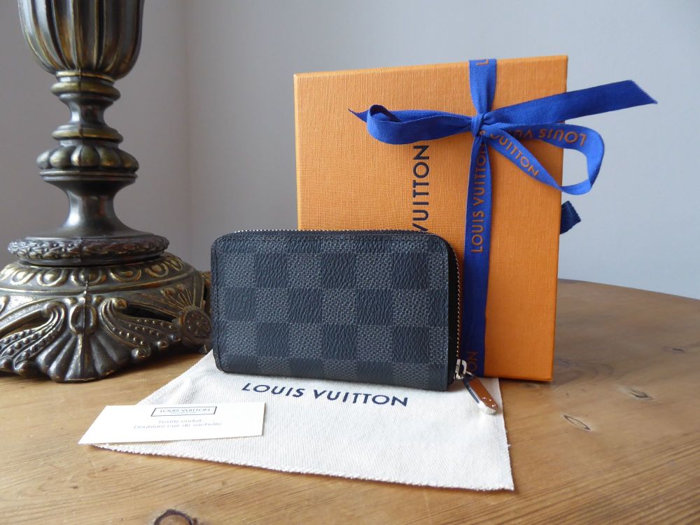 Louis Vuitton N63076 ZIPPY COIN PURSE VERTICAL Damier 4.3 x 3.3 x 0.8 inches